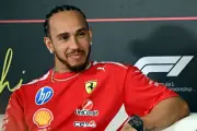 Lewis Hamilton ve oportunidad para competir en 2026 con Mercedes