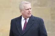 Liberan a Andrew, Duque de York, bajo investigación por caso Epstein