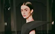 Lily Collins encarnará a Audrey Hepburn en película sobre 'Desayuno con diamantes'