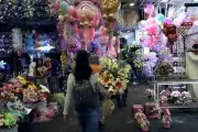 Metro CDMX pide no ingresar con globos metálicos el 14 de febrero por seguridad