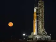 NASA pospone histórico vuelo lunar Artemis II por fallas técnicas en cohete SLS