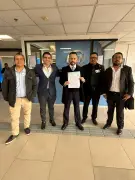 Nueva Derecha impulsa reforma para prohibir propaganda política en materiales educativos