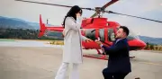 Parejas celebran el amor desde las alturas con sobrevuelos en helicóptero por la CDMX