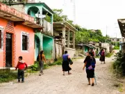 Pobreza en México: 38.5 millones en situación vulnerable y desafíos multidimensionales