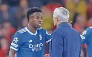 Real Madrid entrega pruebas a UEFA por presuntos insultos racistas contra Vinícius Júnior