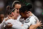 Real Madrid se impone y roza los cuartos de final en la Champions Femenina