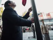 SEP rinde homenaje a Fuerzas Armadas en Día de la Bandera y destaca logros educativos