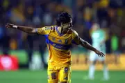Tigres renueva el contrato de Diego Lainez por tres temporadas más