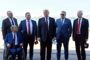 Trump Expresa Frustración con Irán y Amenaza con Acciones Militares