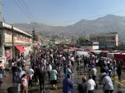 Vecinos y autoridades unen esfuerzos en jornada de limpieza en Tlalnepantla