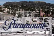 Warner Bros. Discovery analiza nueva propuesta de fusión con Paramount Global