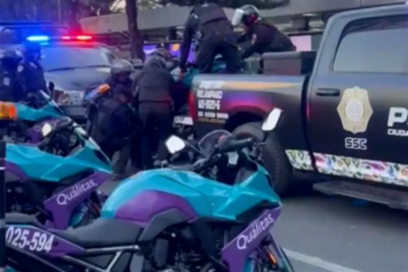 Multan a motociclistas de aseguradora por publicidad no autorizada en Estadio Banorte