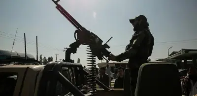 Afganistán dispara contra aviones pakistaníes tras explosiones en Kabul