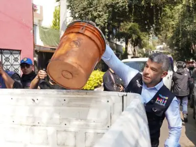 Alcaldía Miguel Hidalgo retira 4.5 toneladas de cachivaches en Reforma Social
