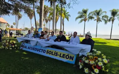 Alcaldes de la Ribera de Chapala protestan contra acueducto Solís-León en Día Mundial del Agua