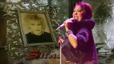 Alejandra Guzmán rompe placa en evento de Malinche y desata burlas en redes sociales