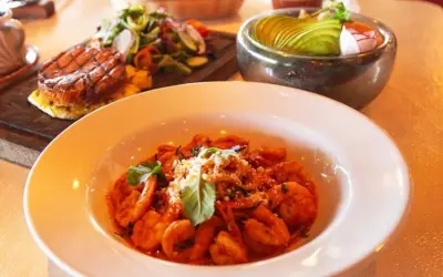 Alma Jalisco: Cocina Contemporánea con Vista al Centro Histórico de Guadalajara