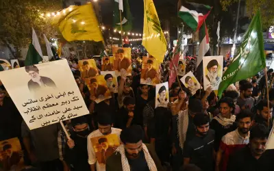 Asalto mortal al consulado de EE.UU. en Karachi deja seis fallecidos tras ataques a Irán