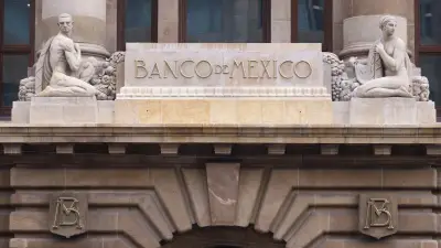 Banxico destaca que mayor participación femenina impulsaría crecimiento económico y estabilidad financiera