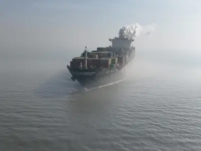 Cierre del Estrecho de Ormuz dispara precio del petróleo WTI un 9.72%