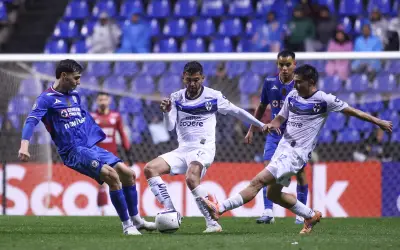 Cruz Azul elimina a Monterrey y avanza a cuartos de final en la Concachampions
