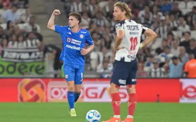 Cruz Azul se corona líder del Clausura 2026 tras vencer 2-0 a Monterrey