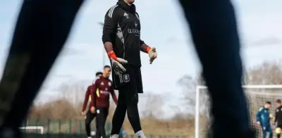 Dibu Martínez investigado por la FA: riesgo de sanción por vínculos con apuestas