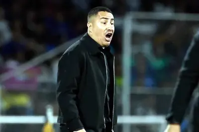 Efraín Juárez denuncia exceso de huevos en club deportivo y exige transparencia