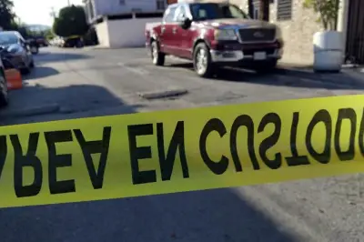 Ejecutan a Hombre a Balazos en Cochera de Monterrey; Investigan Homicidio