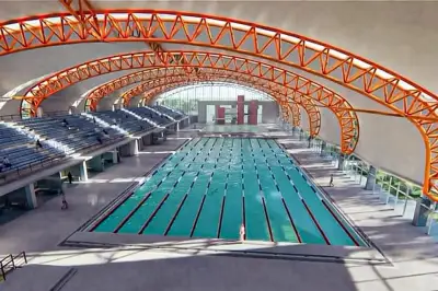 El Centro Acuático de Nuevo León se llena de color con una espectacular intervención artística