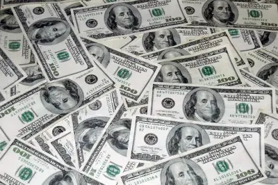 El dólar se fortalece mientras el oro y la plata registran caídas en los mercados