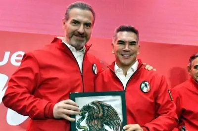 El PRI designa a Adrián de la Garza como defensor de México en Nuevo León