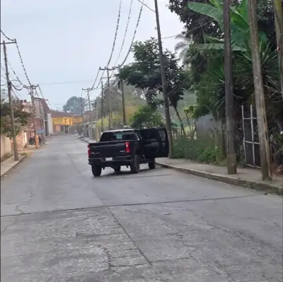 Exalcalde de Ixtaczoquitlán sobrevive a ataque armado en Veracruz; escolta herido