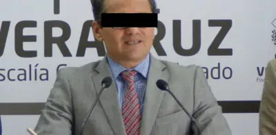 Exfiscal de Veracruz vinculado a proceso por corrupción y abuso de autoridad