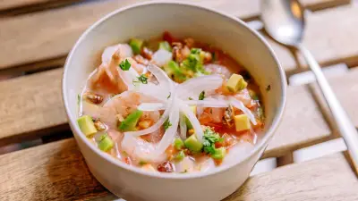 Experto revela el tiempo exacto para marinar ceviche en limón y evitar errores comunes