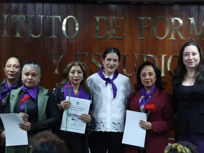 FGJCDMX reconoce a 100 servidoras públicas en el Día Internacional de la Mujer