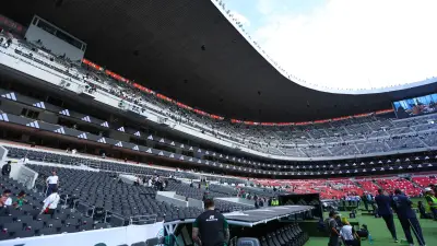 Fiscalía de CDMX investiga muerte de aficionado tras caída en reinauguración del Estadio Azteca