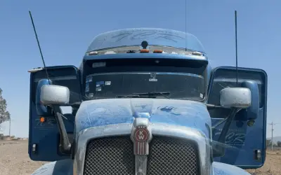 Fiscalía de Jalisco frustra robo de camión en Lagos de Moreno tras enfrentamiento armado