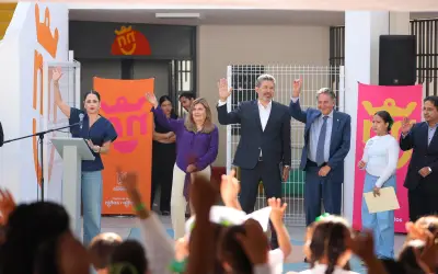 Frangie reinaugura Centro de Educación Integral en Zapopan con 2,200 compromisos