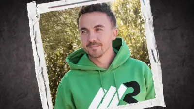 Frankie Muniz llega a México para celebrar 30 años de La Mole con sus fans