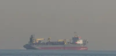 Guerra en Irán dispara el petróleo un 10% y amenaza con alcanzar los 100 dólares por barril