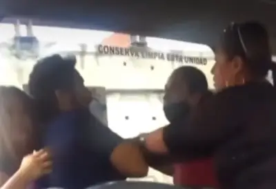 Infidelidad en transporte público: esposa embarazada confronta a marido con amante