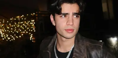 Influencer Aaron Mercury narra aterrador asalto a mano armada junto a su madre