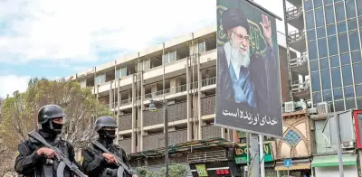 Irán: Asamblea de Expertos elige sucesor del ayatola Jamenei en cónclave clave