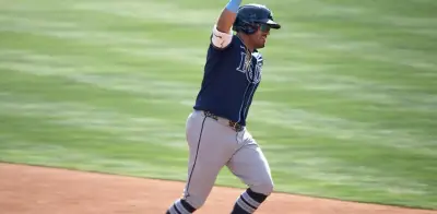 Jonathan Aranda hace historia con jonrón en Opening Day de MLB