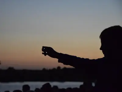 La Construcción de Mundos y la Supervivencia: Dos Realidades de la Infancia Mexicana