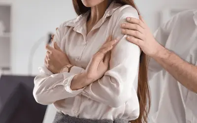 Ley Valeria: México avanza contra el acecho con reforma penal que tipifica el stalking