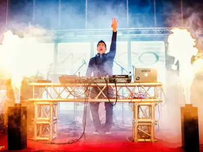 Marco Detroit: De DJ a Director de Espectáculos Multidisciplinarios Masivos