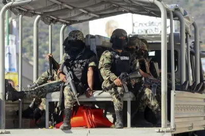 Marinos Abaten a Civil Armado en Enfrentamiento en Sinaloa