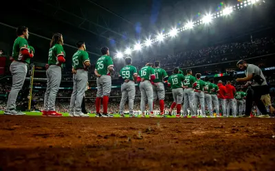 México enfrenta a Italia en partido decisivo del Clásico Mundial de Béisbol